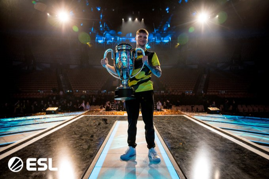 QQ音乐与王者荣耀联手打造个性化听歌报告